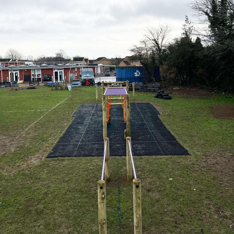 play gym matting from above